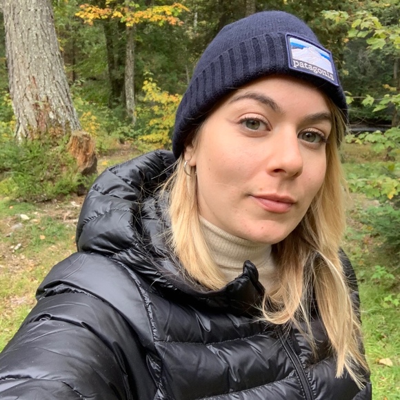 Meet your Posher, Cassandria - Picture 1 of 1